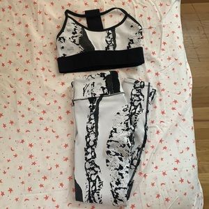 NOLI workout set